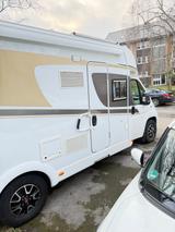 Carado 477 Teilintegriert mit Hubbett zusätzlich - Wohnwagen & Wohnmobile in Duisburg