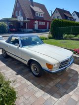 Mercedes-Benz Oldimer Mercedes 280 SL - aus 1975: Mercedes
