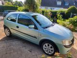 Opel Corsa 1,2 16v sport - Opel Corsa aus 2002: Sport