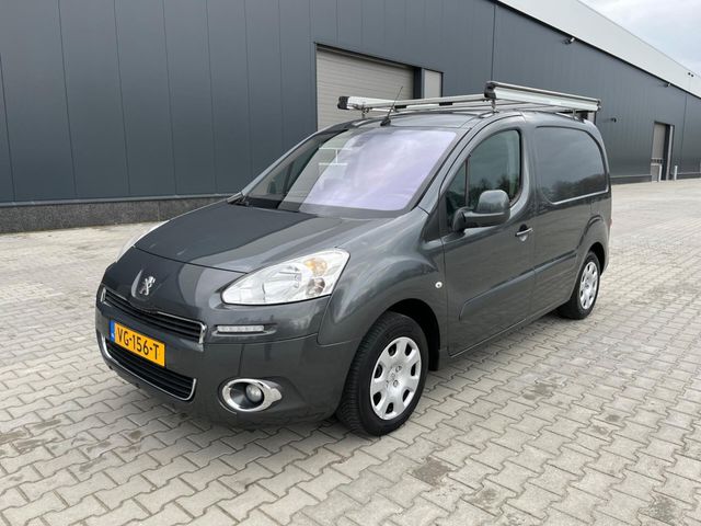 Peugeot Partner 120 3Prs 1.6 e-HDI L1 122515Nap Kasten