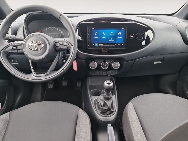 Aygo X Play