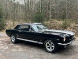 Ford Mustang Bj. 1966 4,7 V8 Black in Black 