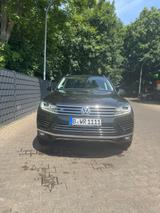 Volkswagen Touareg 3.0 V6 TDI SCR Tiptronic Executive E... - VW Touareg Gebrauchtwagen in Berlin