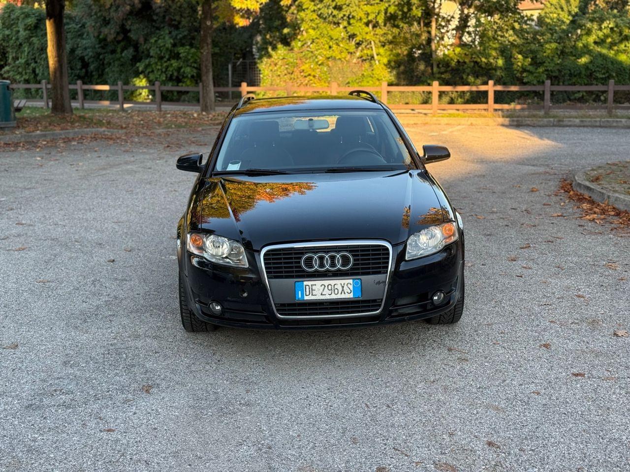 Audi A4 2006 — rear view