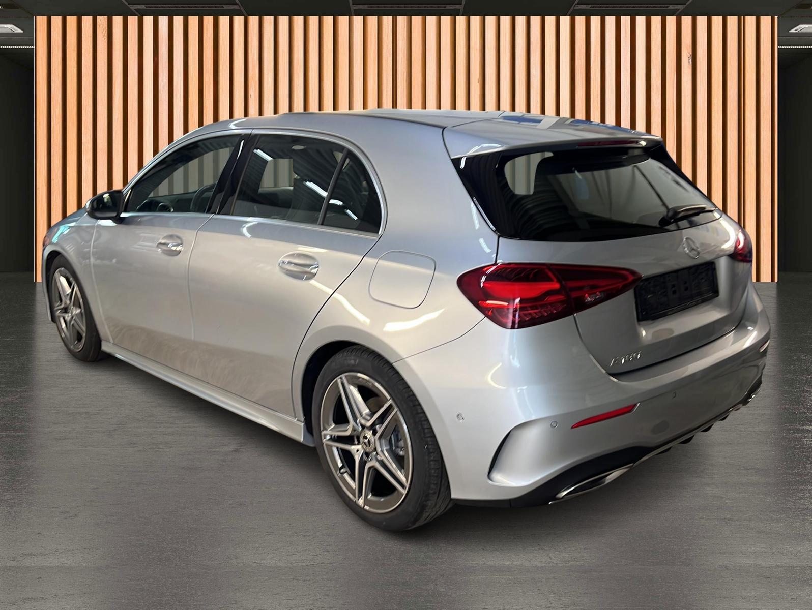 Mercedes-Benz A-Class AMG Line 7G Tronic*Navi*DAB*KeyGo*MBUX*, миниатюра 6
