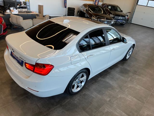 BMW 320 d Lim. *Schiebedach*Navi*Klima*Vollleder*DAB