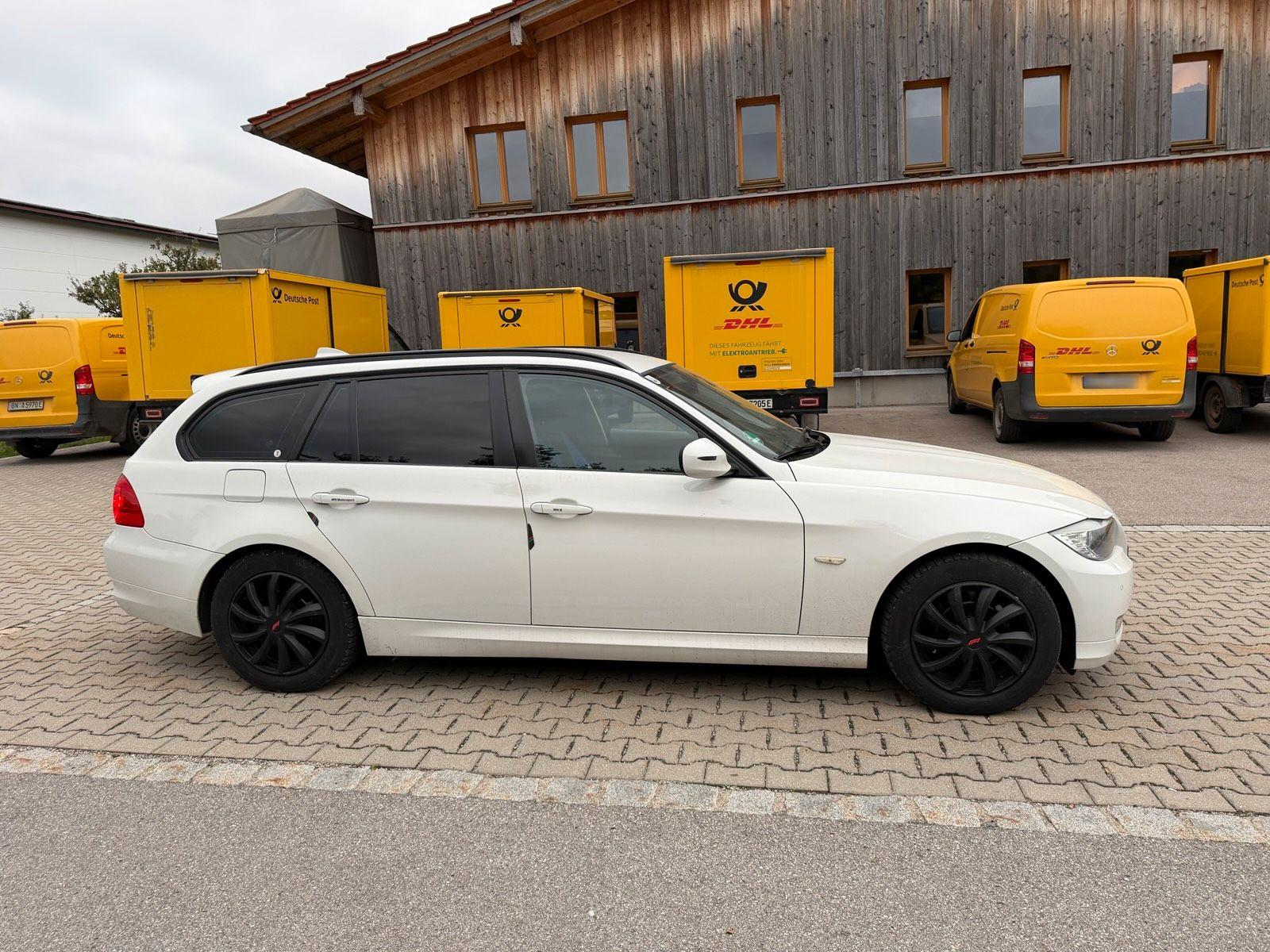 BMW 318 2010 — engine 143 HP (105kW)