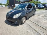 Renault Twingo Initiale - Renault Twingo: Initiale