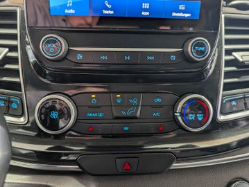 Ford Tourneo Custom L2 Titanium 185PS Automatik