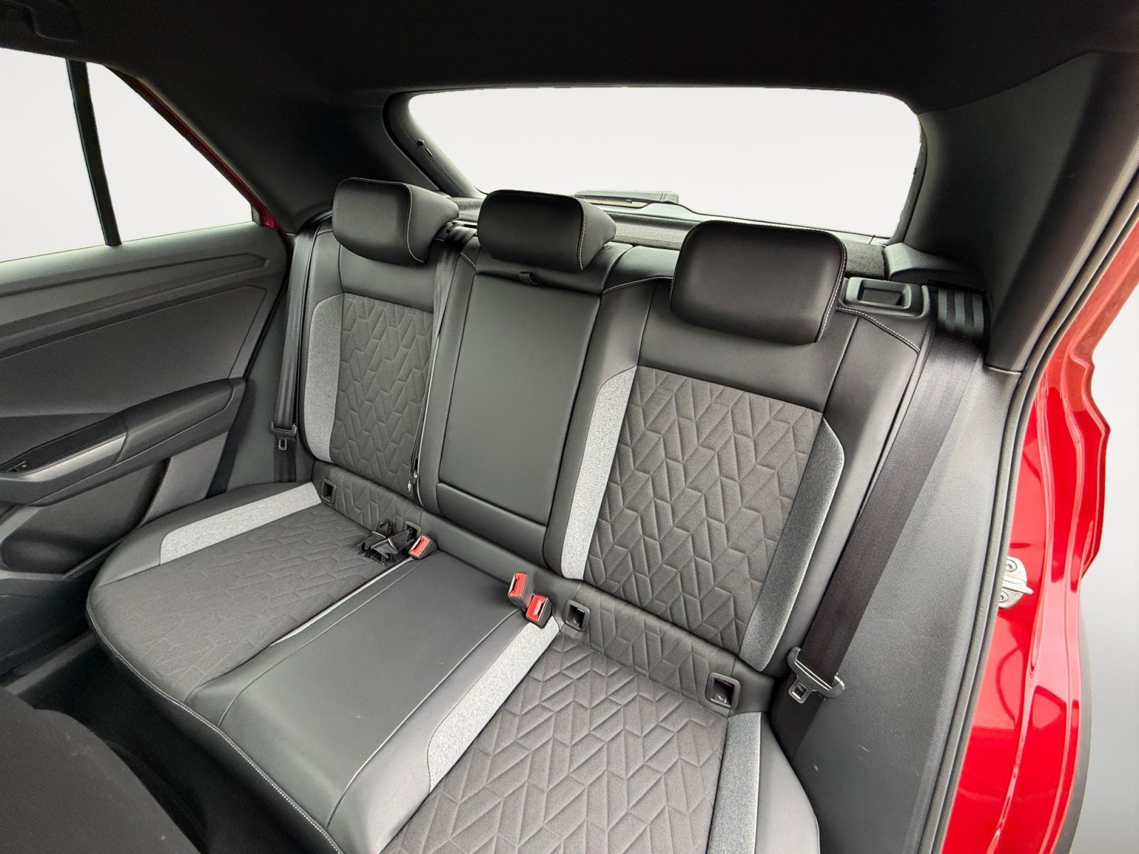 Volkswagen T-Roc - Bild 14