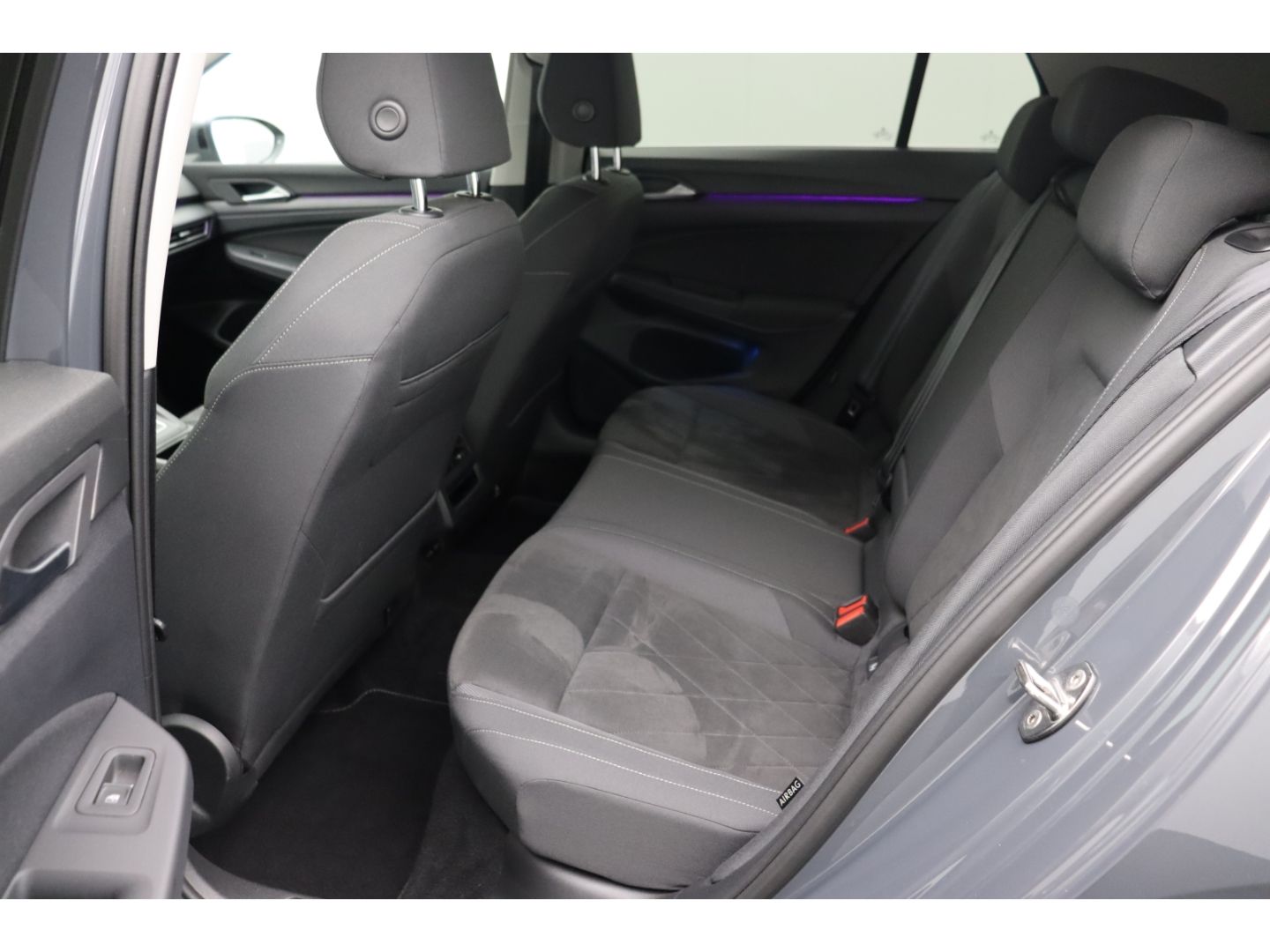 Fahrzeugabbildung Volkswagen Golf VIII 2.0 TDI DSG Style ACC Memory