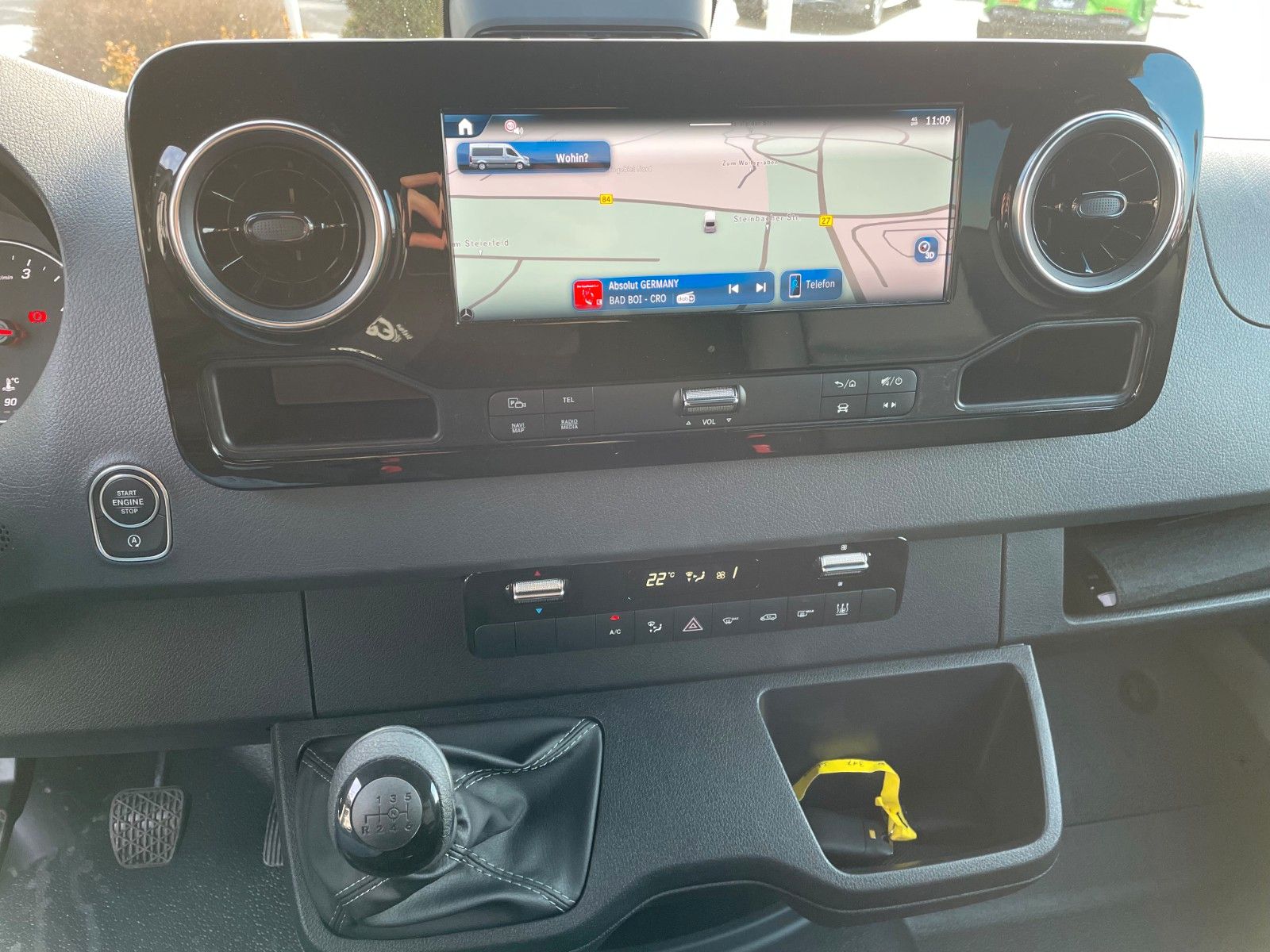 Fahrzeugabbildung Mercedes-Benz Sprinter 317 CDI 3665 DoKa/Mixto Stdheiz AHK3,5