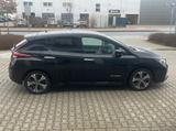 Nissan Leaf (ZE1) Tekna - Nissan: Z