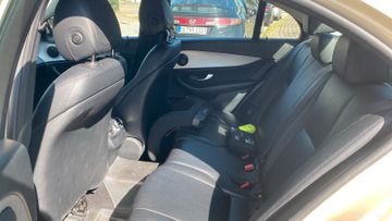 Mercedes E 200 - 11