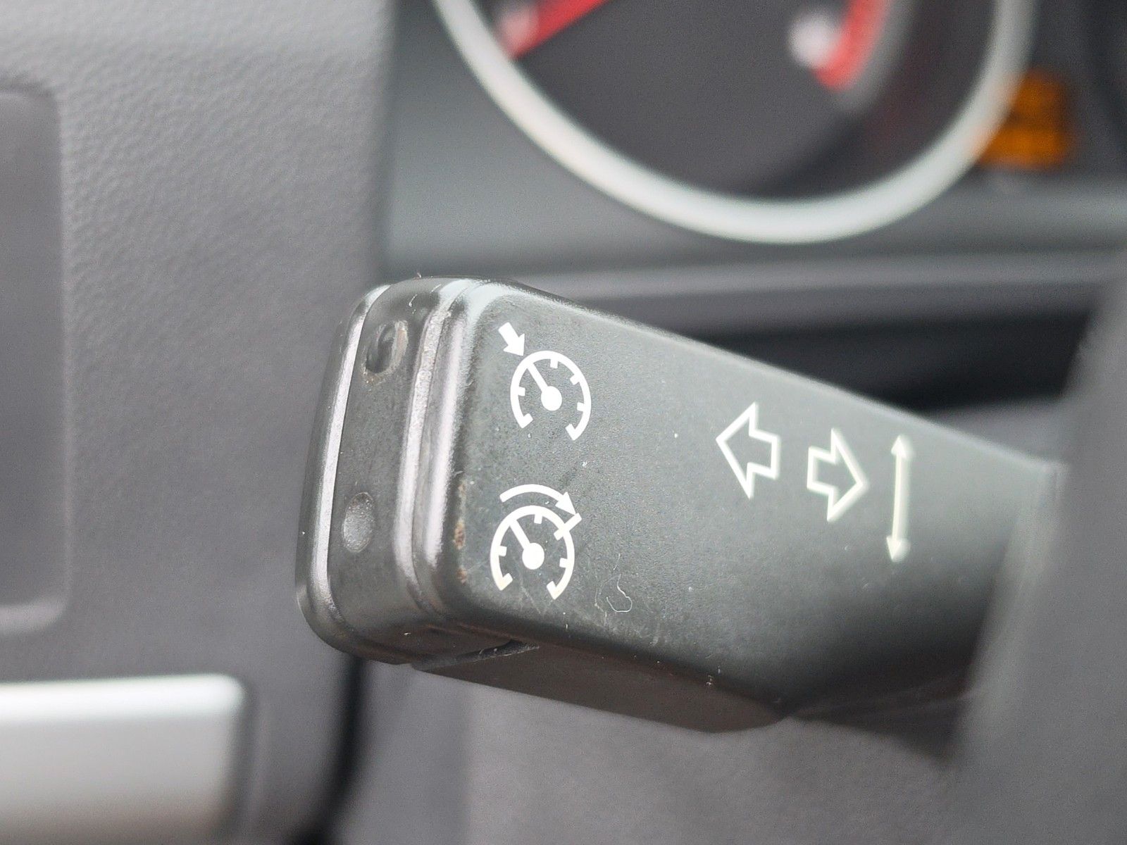 Fahrzeugabbildung Opel Zafira B Innovation "110 Jahre" 7-Sitzer 1.Hand