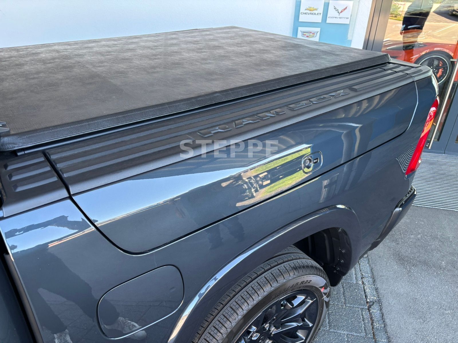 Dodge 2026 RAM 1500 Limited Night 5,7LV8 Rambox MWK
