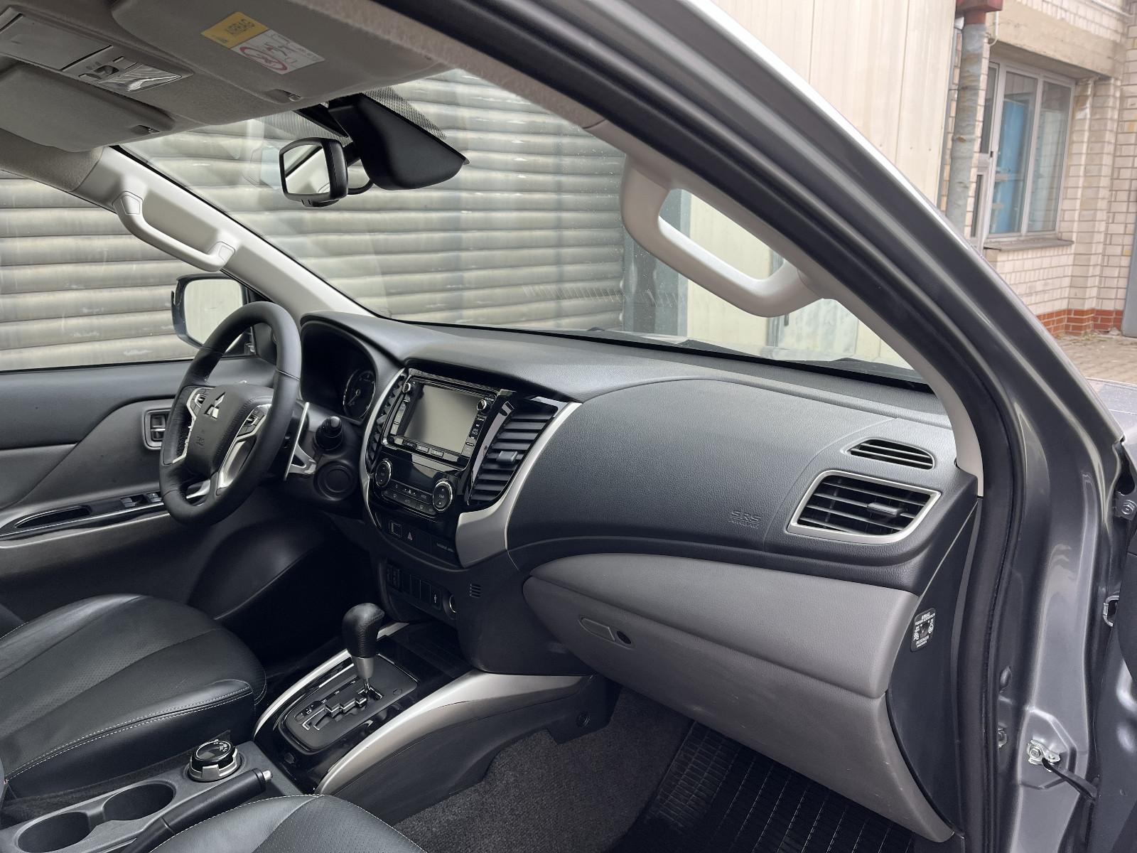 Mitsubishi L200 Top Doppelkabine 4WD.AHK.SHZ