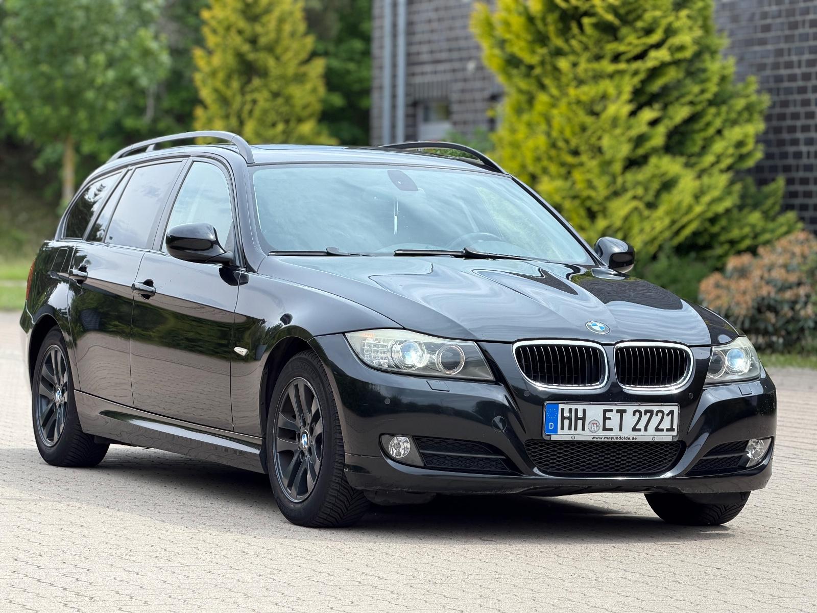 BMW 318i Touring*AUTOMATIK*BI-XENON*KAMERA*PANO*