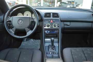 Mercedes-Benz CLK 200 Coupe Sport Automatik Glasschiebedach Kl
