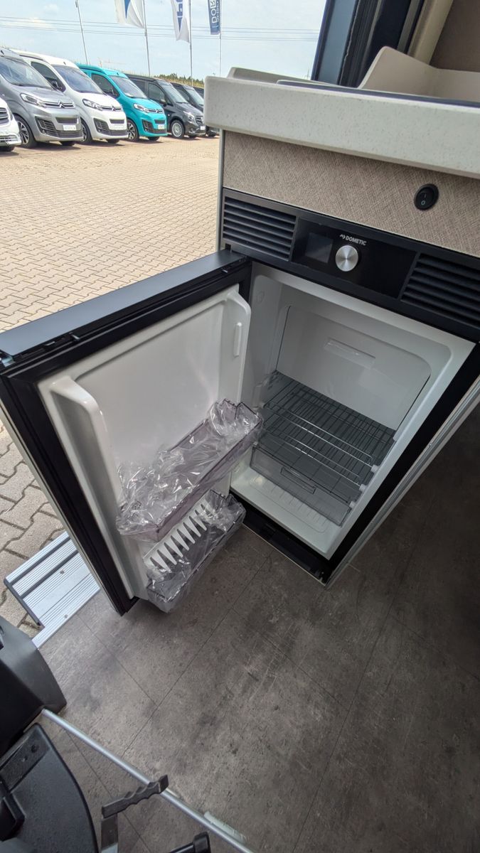 Fahrzeugabbildung Karmann Davis Lifestyle DA 600 LS Dachfenster+Automatik