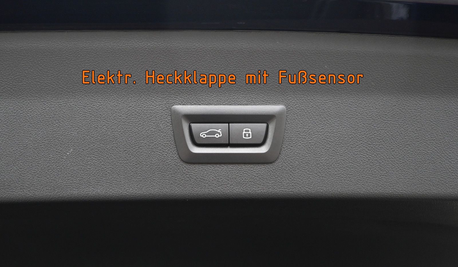 Fahrzeugabbildung BMW X4 xDr30d °UVP 92.400€°ACC°AHK°STHZG°INDIVIDUAL°