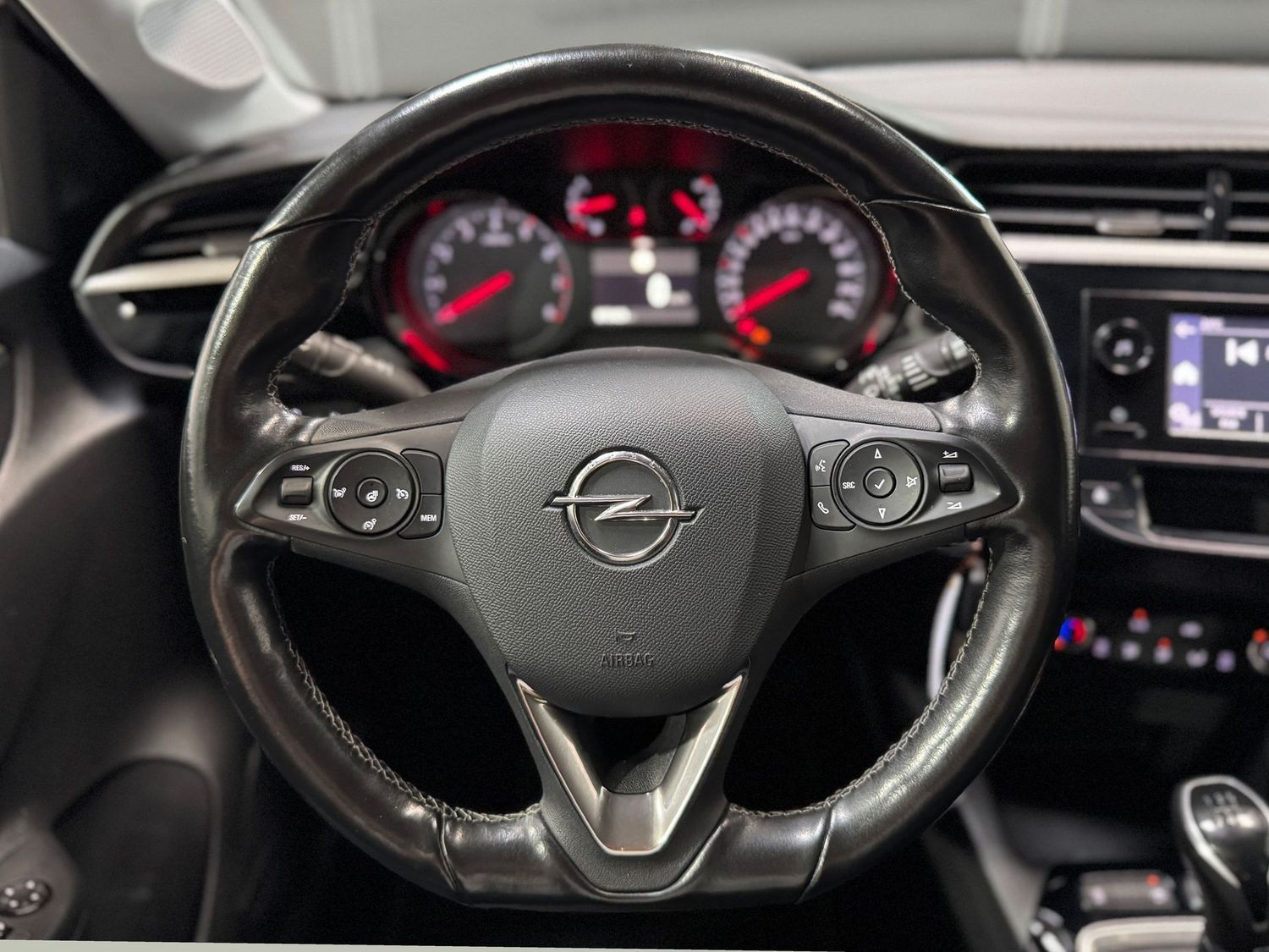 Fahrzeugabbildung Opel Corsa Edition#PDC#Temp#Lekradh.#Spur#SHZ