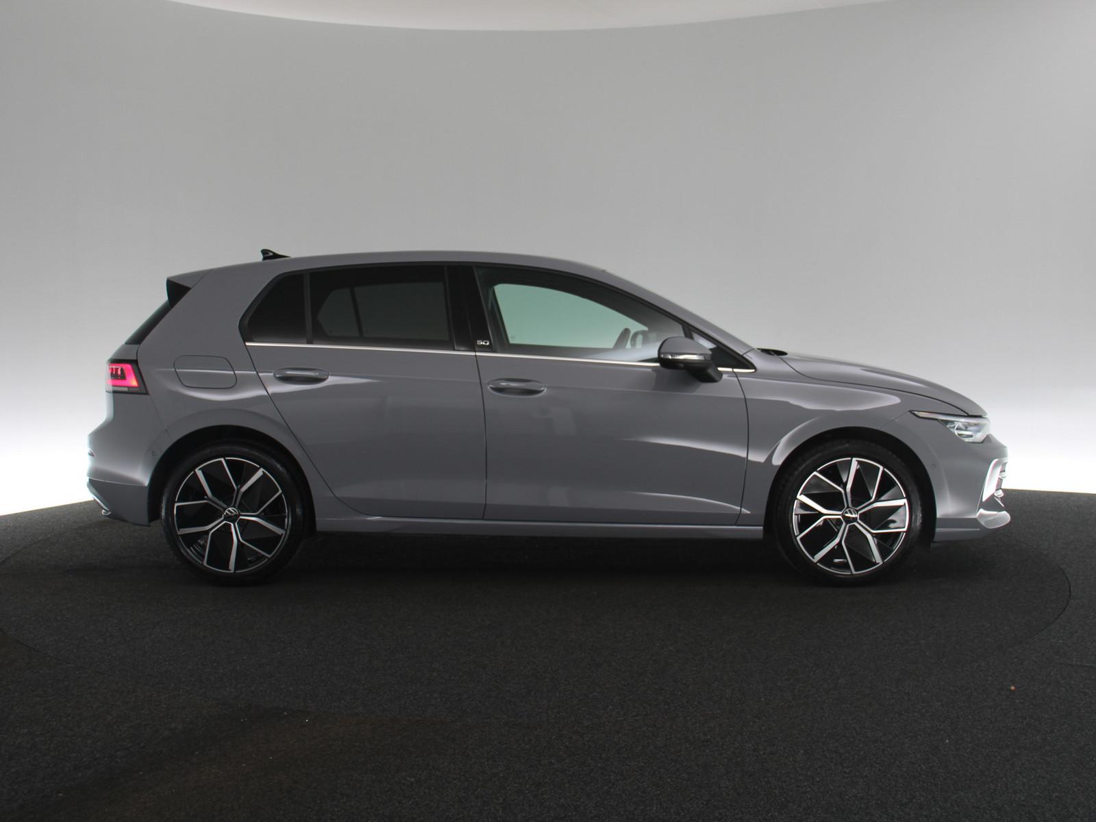 Volkswagen Golf VIII 1.5 TSI Edition 50 360° MATRIX-LED HUD, миниатюра 19