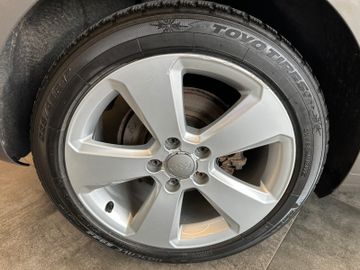 Audi A3 attraction **BiXENON*TÜV*KLIMA*TEMPOMAT*