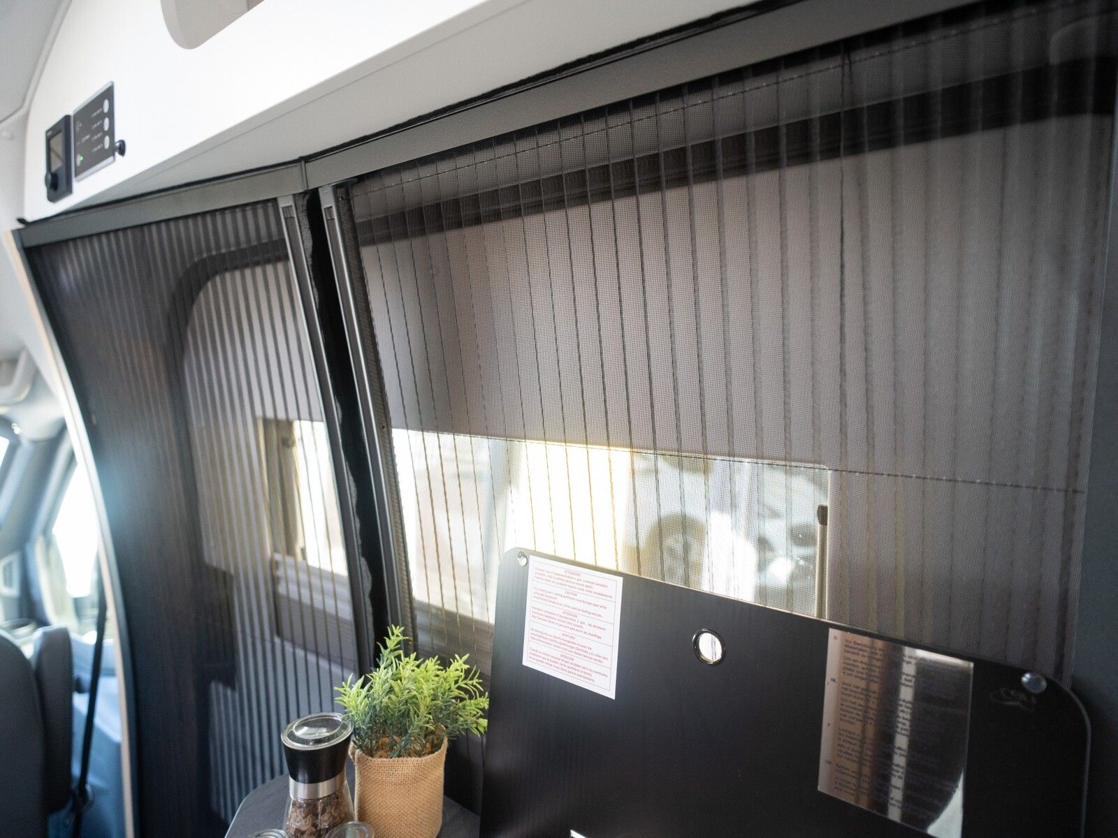 Fahrzeugabbildung Sunlight Cliff 4x4 590 ähnl. Greentrek*Dieselheiz*AHK*uvm