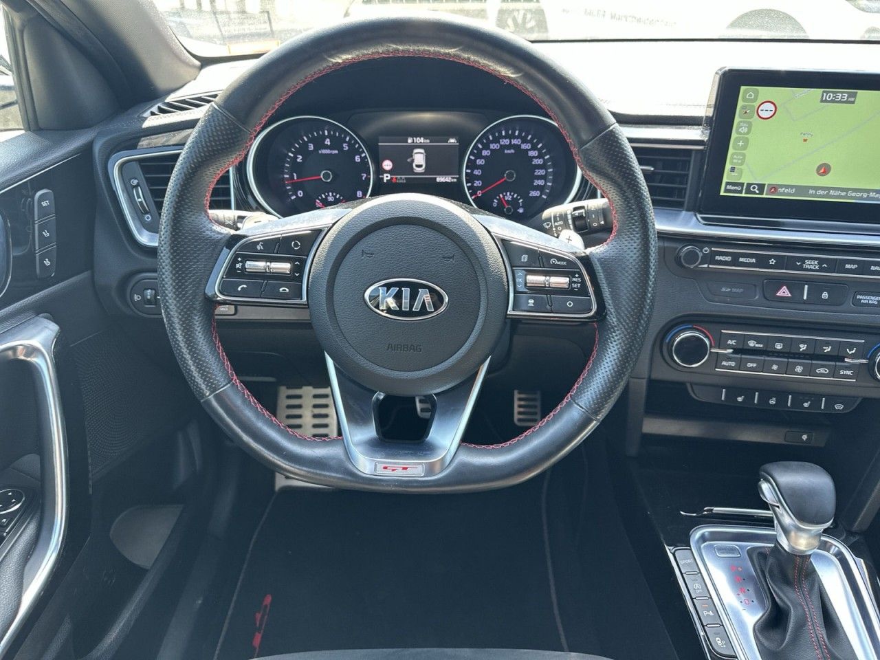 Fahrzeugabbildung Kia PROCEED T-GDI GT 1.6*Navi*Cam*1Hnd* - mit KI generiert/bearbeitet