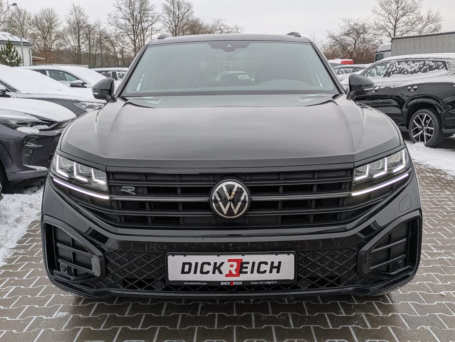 Fahrzeugabbildung Volkswagen Touareg 3.0TDI 4M R-Line VOLL Black 22" UPE 114T