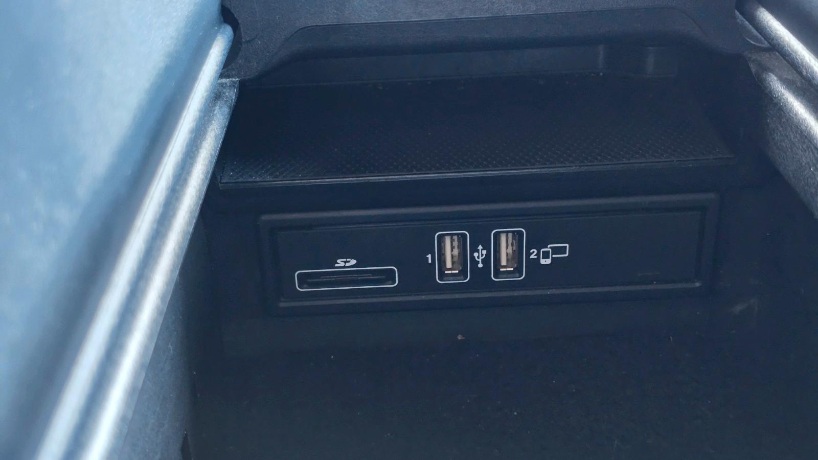 Mercedes-Benz C 180 T 9G Avantgarde LED NAV SHZ PDC