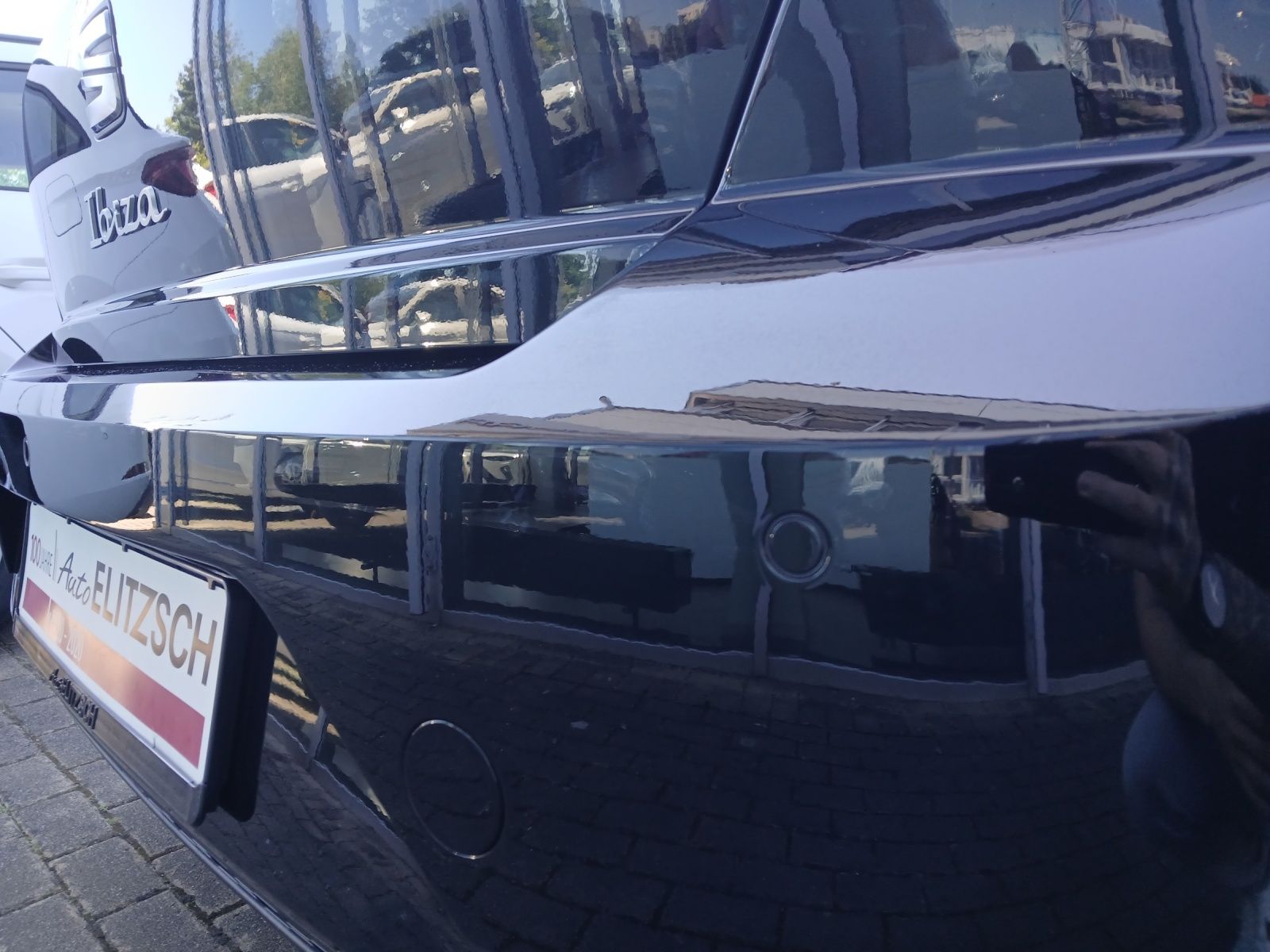 Fahrzeugabbildung SEAT Ibiza TSI Style LED Climatronic GRA PDC SH LM