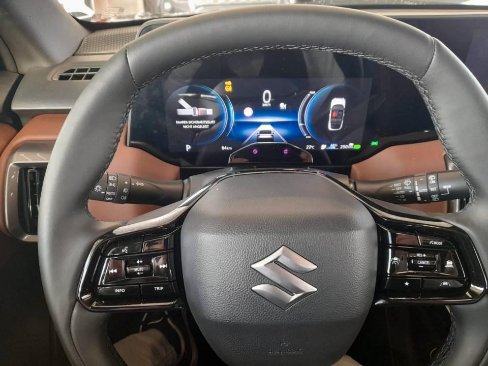 Suzuki e Vitara 61 kWh Comfort+
