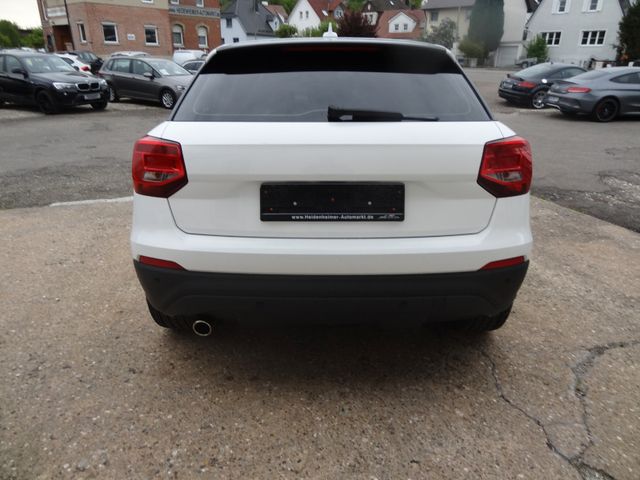 Fahrzeugabbildung Audi Q2/Super-Optik/Navi/Euro6/2.Hd/Alu/PDC/Garantie/