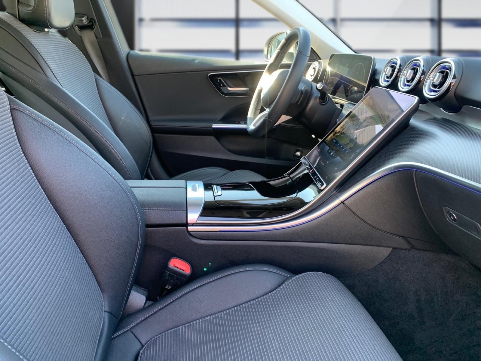Fahrzeugabbildung Mercedes-Benz C 200 d T **AVANTGARDE*KAMERA*PREMIUM*DISTRONIC*