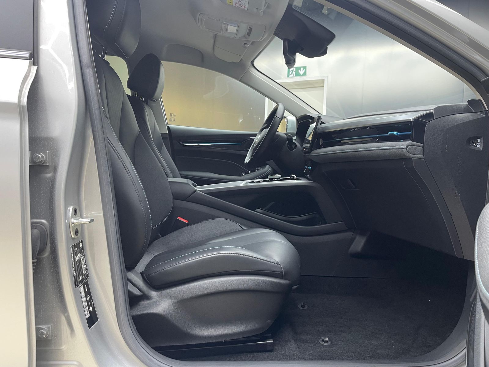 Fahrzeugabbildung MG MG5 61 KWH Luxury NAVI+LED+SHZ+DAB+ACC+360°+DAB+