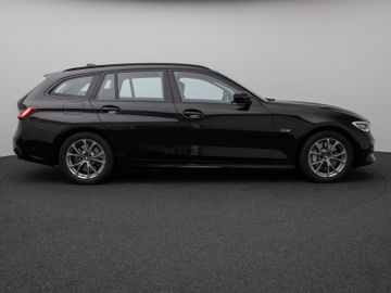 Fahrzeugabbildung BMW 330e xD Sport Line 360°DAB Stop&Go LED Alarm AHK