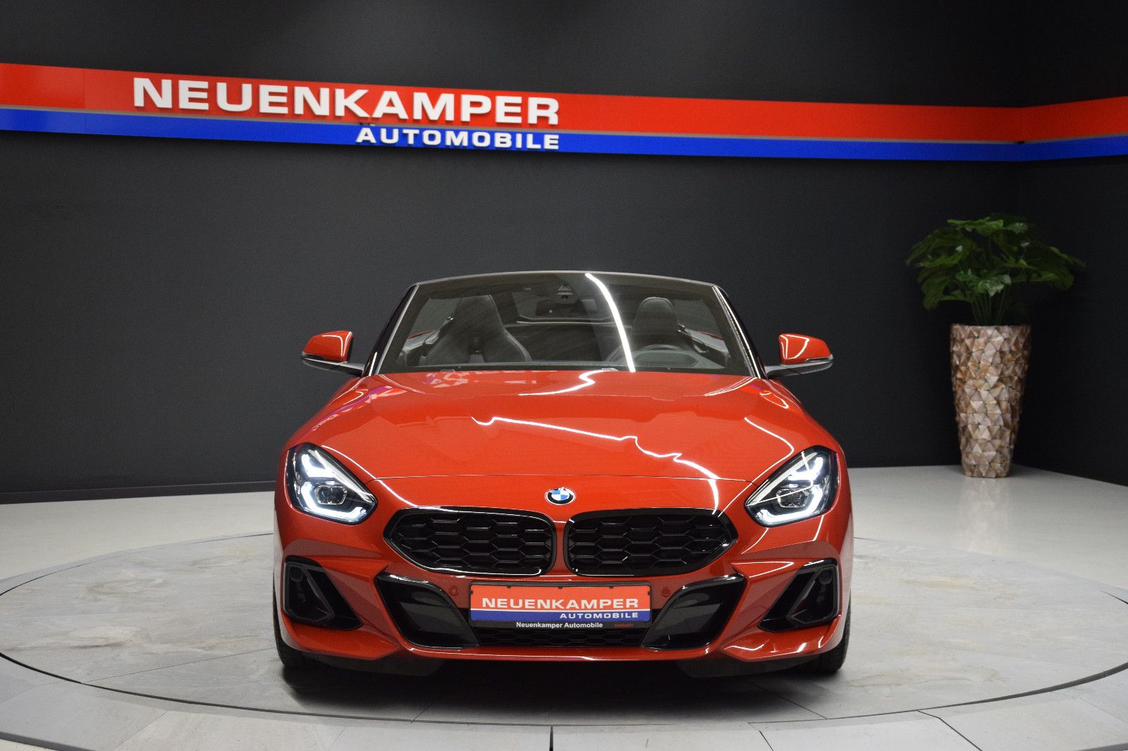 Fahrzeugabbildung BMW Z4 Roadster sDrive 20 i M-Sport Leder HuD Kamera