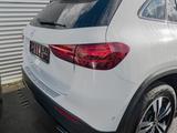 Mercedes-Benz GLA 180 Progressive/LED/Cam/AHK/Night/Winter/18' - Mercedes-Benz GLA 180 mit Benzin-Antrieb