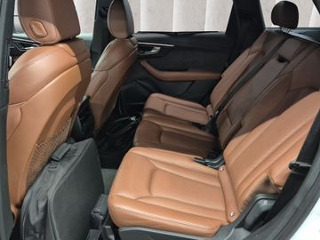 Audi Q7 - 11