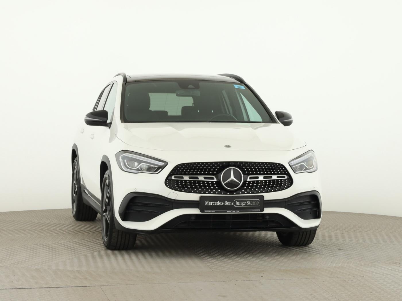 Mercedes-Benz GLA 200 *AMG*LED*PDC*Kam*Panorama*Night*Keyless*