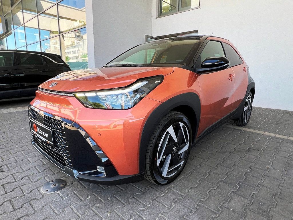 Fahrzeugabbildung Toyota Aygo 1.5 Lounge Kamera,LED,Matrix,Navi,SHZ,ACC