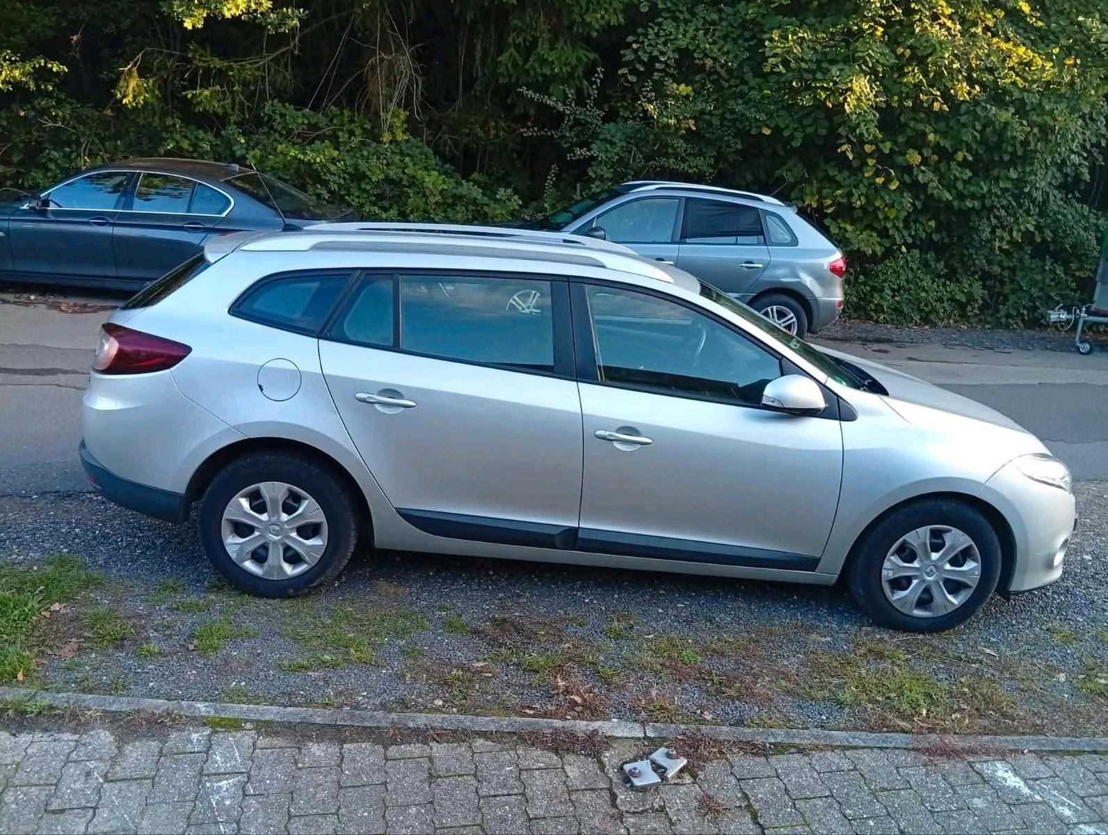 Renault Megane 2010 — photo 8