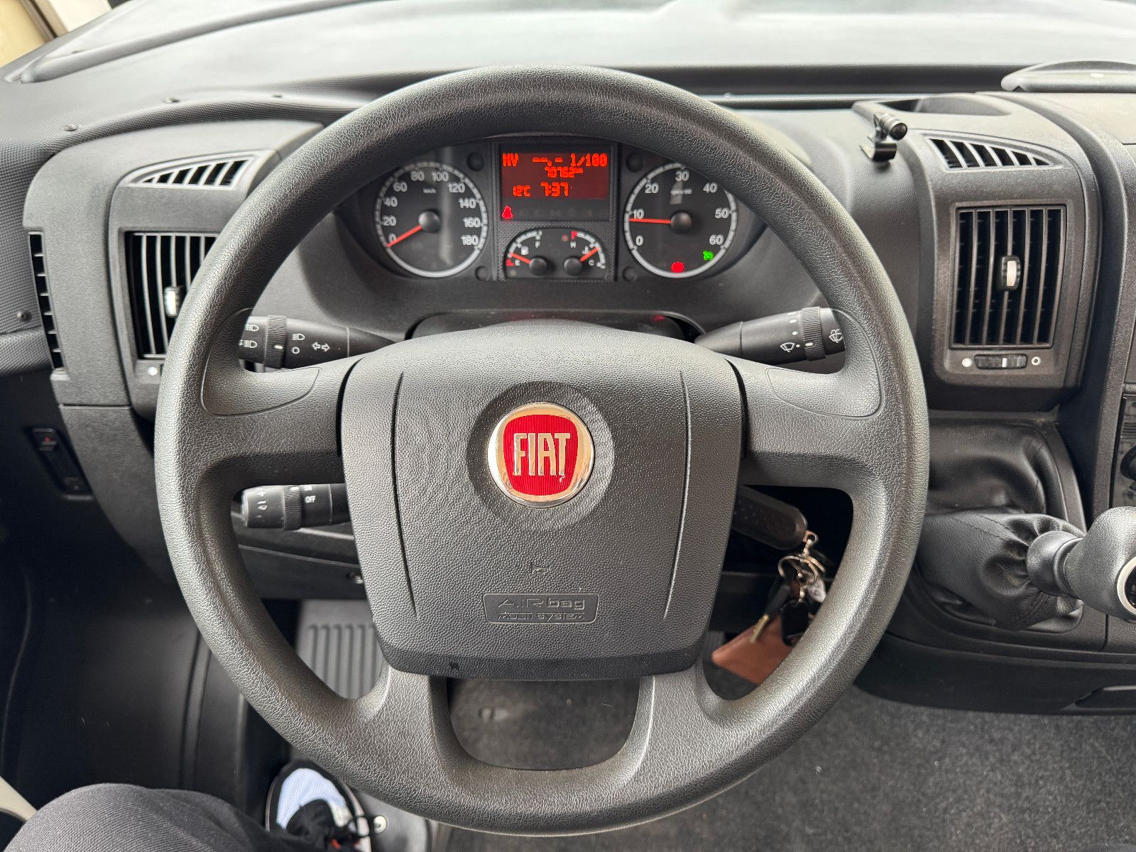 Fahrzeugabbildung Dethleffs Esprit Comfort I 7150-2 QUEENSBETT 1.HAND