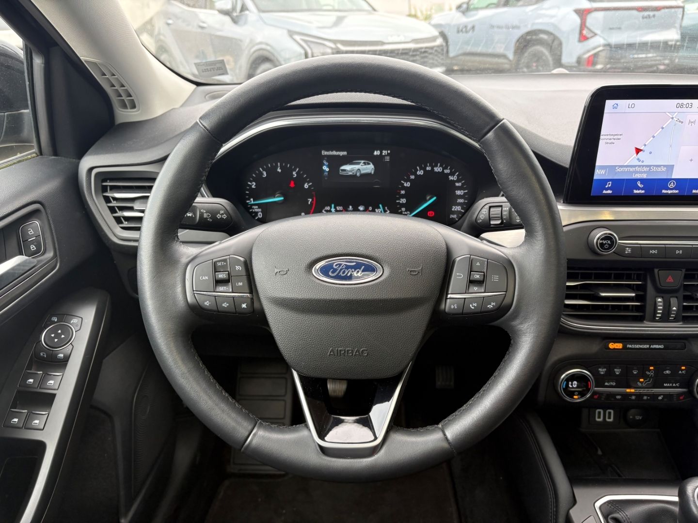 Fahrzeugabbildung Ford Focus Titanium Kamera Schiebedach LED SHZ PDC