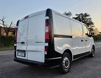 Renault Trafic - 4
