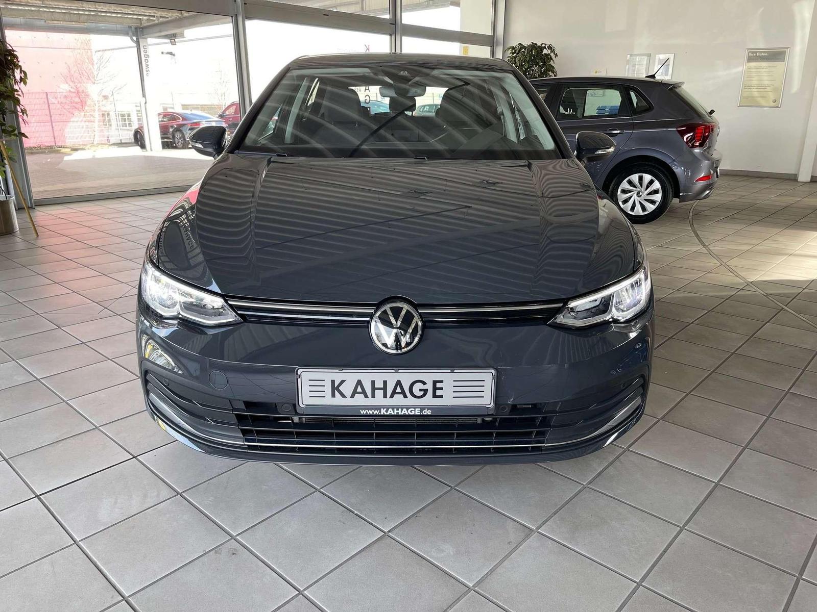 Volkswagen Golf Life