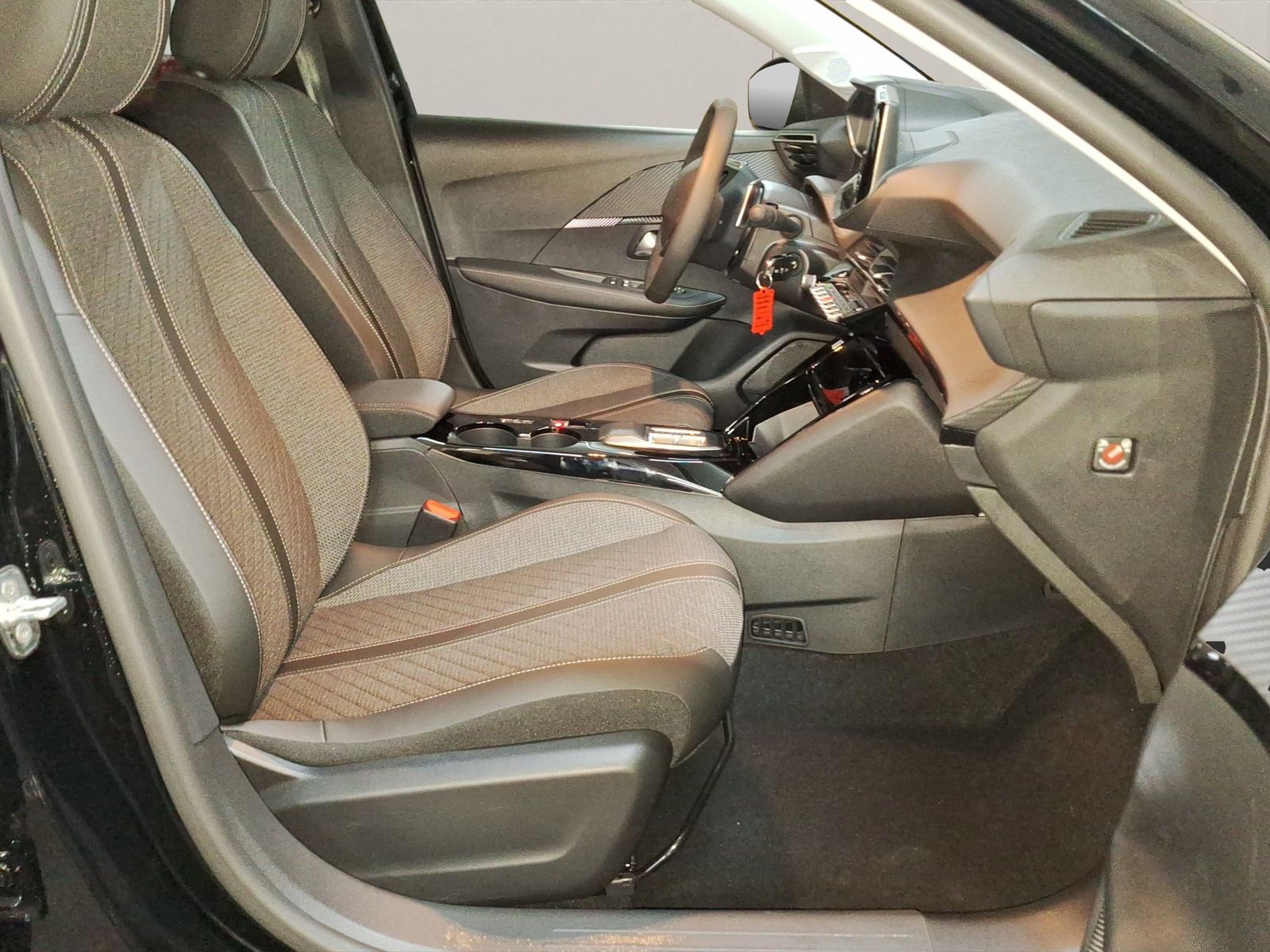 Peugeot 208 - Bild 16