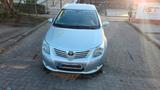 Toyota Avensis Executive 2.0 Valvematic Executive - Toyota Avensis Executive mit Benzin-Antrieb